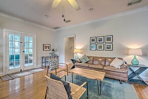 Chic Ocala Home w/ Yard ~ 1 Mi to Dtwn Square