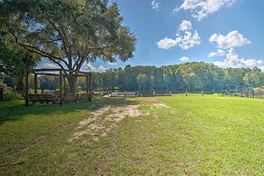 Docks + Balcony: Peaceful River Abode in Dunnellon