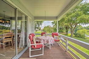 Docks + Balcony: Peaceful River Abode in Dunnellon