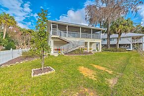 Withlacoochee River House w/ Dock + Kayaks!
