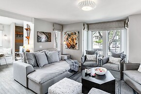 Steps From Central Downtown: Breckenridge Home