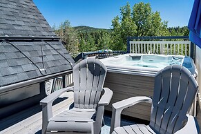 Steps From Central Downtown: Breckenridge Home