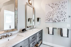 Steps From Central Downtown: Breckenridge Home