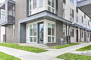 Trendy Denver Townhome - Walk to Mile High Stadium
