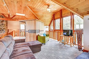 Peaceful Mountian Oasis: Firepit, Hot Tub, Sauna!