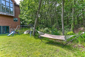 Peaceful Mountian Oasis: Firepit, Hot Tub, Sauna!