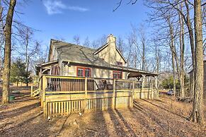 Spacious Wintergreen Resort Home w/ Hot Tub!