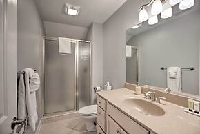 Spacious Wintergreen Resort Home w/ Hot Tub!