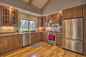 Spacious Wintergreen Resort Home w/ Hot Tub!