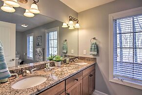 Spacious Wintergreen Resort Home w/ Hot Tub!