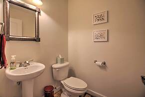 Spacious Wintergreen Resort Home w/ Hot Tub!