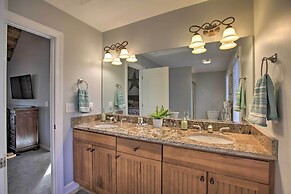 Spacious Wintergreen Resort Home w/ Hot Tub!
