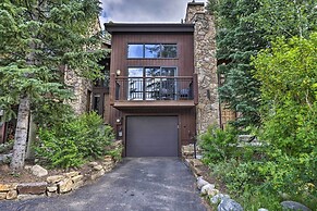 Walk to Lift: Townhome w/ Shuttle in Breckenridge!