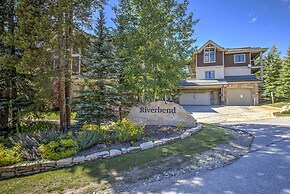 Walk to Main St: Ski-in/out Breckenridge Studio!