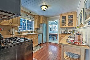 Redwoods Cabin w/ Hot Tub: Walk to Russian River!