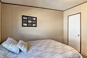 Quaint Port O'connor Home - 3 Mi to Beach!