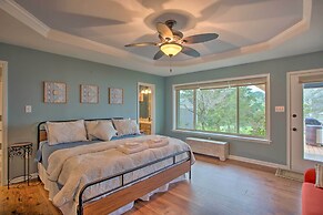 Roomy Texas Lake Retreat w/ Private Boat Ramp