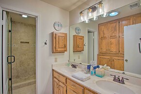 Roomy Texas Lake Retreat w/ Private Boat Ramp