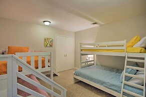 Roomy Texas Lake Retreat w/ Private Boat Ramp