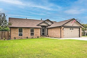Hot Tub, Pool, & Fire Pit: Gorgeous Hutto Home