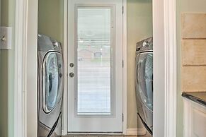 Hot Tub, Pool, & Fire Pit: Gorgeous Hutto Home