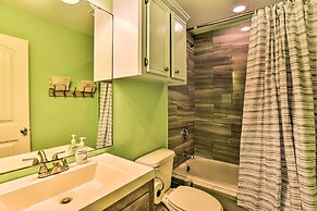 Near Port Aransas Beach: Condo w/ Pool Access