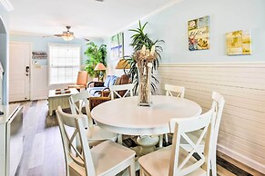 Near Port Aransas Beach: Condo w/ Pool Access