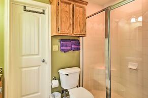 Near Port Aransas Beach: Condo w/ Pool Access