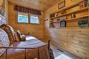 2 Mi to Rocky Mountain Nat'l Park: Cabin w/ Views