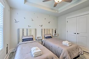 4 Mi to Beach: Family-friendly Hilton Head Retreat