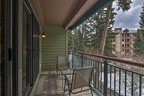 Walk to Main St: Ski-in/ski-out Breckenridge Condo