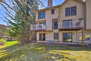 Pocono Retreat, 1 Mi to State Park & Ski Access!