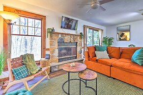 Pocono Retreat, 1 Mi to State Park & Ski Access!