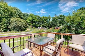 Charming Jacuzzi-suite - Walk to Parson's Beach!