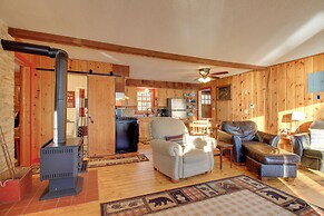 Cozy Cabin w/ Private Dock on Fifth Crow Wing Lake