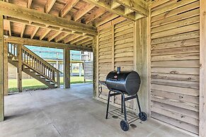 Surfside Beach Home w/ Views, Steps to Shore!