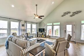 Surfside Beach Home w/ Views, Steps to Shore!