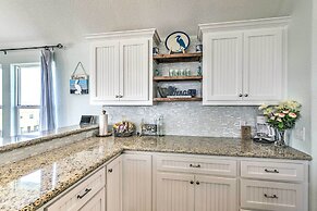 Surfside Beach Home w/ Views, Steps to Shore!