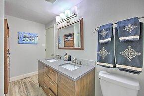 Malakoff Lakefront Home: Golf Course On-site!