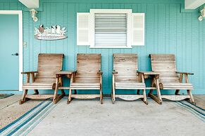 Private Dock: Charming & Spacious Rockport Abode!