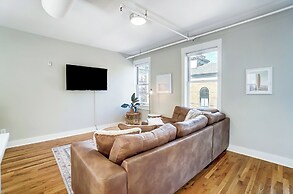 'the Republic Retreat' Walk to Washington Park!