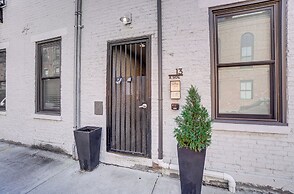 'the Republic Retreat' Walk to Washington Park!