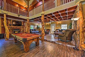 Spacious Conroe Home w/ Foosball & Pool Table!