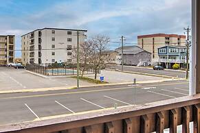 Coastal Ocean City Retreat - Walk to Beach!