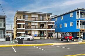 Coastal Ocean City Retreat - Walk to Beach!