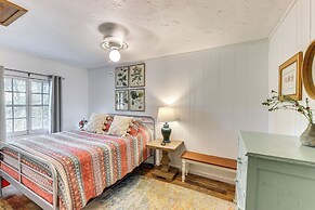 Charming Parsons Cabin w/ Grill on the Cheat River