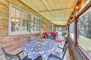 Charming Parsons Cabin w/ Grill on the Cheat River