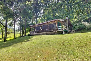 Charming Parsons Cabin w/ Grill on the Cheat River