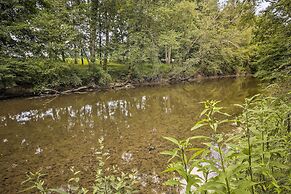 Creekside Berkeley Springs Cabin on 35 Acres!