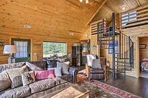 Jefferson Cabin w/ Fire Pit, Near Fishing & Hiking
